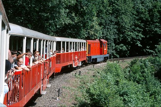 512px-Budapest_children_railway_1.jpg